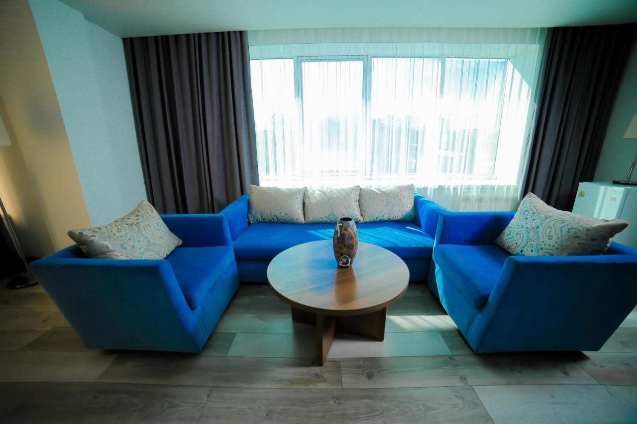 Astra Hotel Алмати Екстер'єр фото