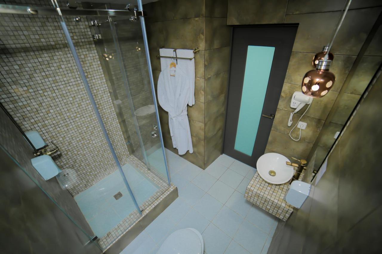 Astra Hotel Алмати Екстер'єр фото